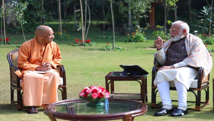 UP में कैबिनेट विस्तार की चर्चाओं के बीच PM मोदी से मिले CM योगी, घंटे भर चली मुलाकात